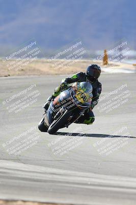 media/Dec-08-2024-CVMA (Sun) [[267e5a7075]]/Race 4-Amateur Supersport Middleweight/